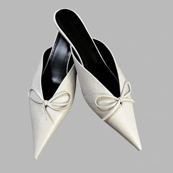 NWT BALENCIAGA Leather Elegant White Mules Size 38 - Picture 6 of 16